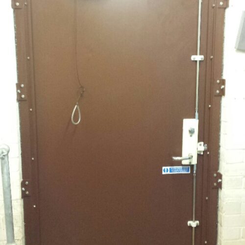 Steel door for flood protection in the UK