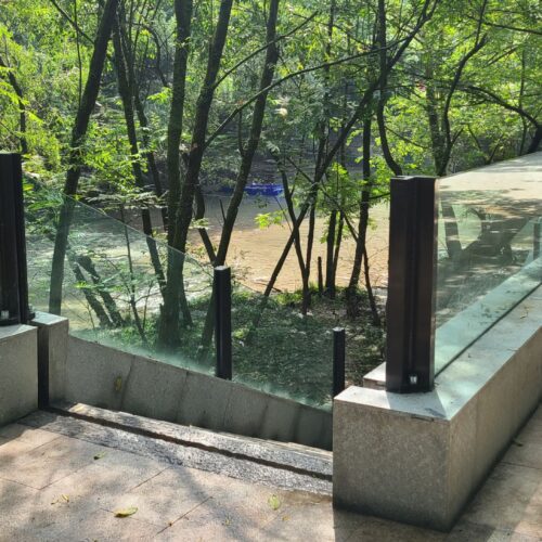 Glass Barriers Project for park