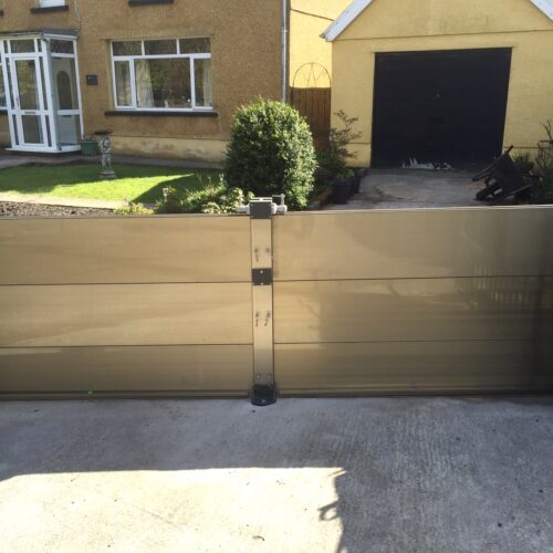 JONES, Neath 900mm H Bund Wall Barrier