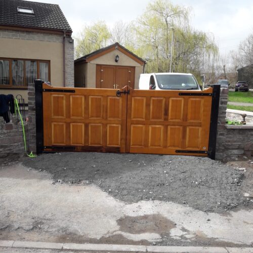 Timber flood gates from Lakeside Flood Solutions