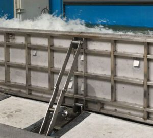 Automatic Hydraulic Barrier for flood protection