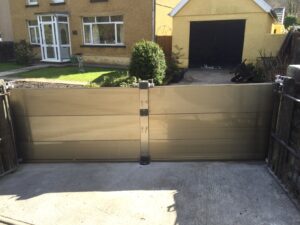 A residential flood protection barrier installed by Lakeside Flood Solutions.
